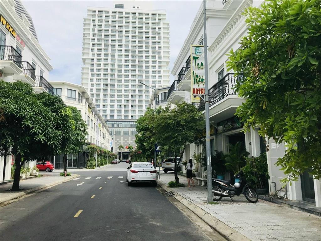 Bán nhà vincom phường tuy hòa tỉnh đăk lắk vị trí đẹp  anh hiệp 0988 433 ***