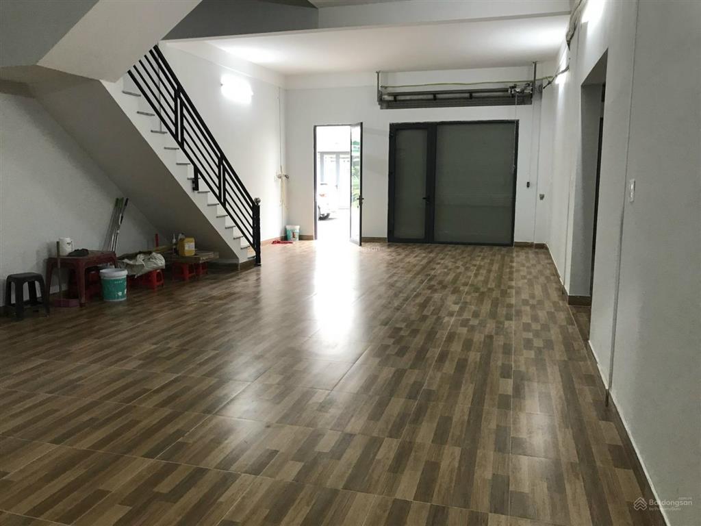 Bán nhà vincom phường tuy hòa tỉnh đăk lắk vị trí đẹp  anh hiệp 0988 433 ***