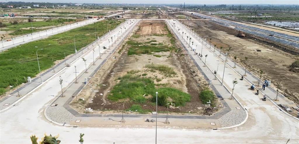 Lô đất ngay trần đại nghĩa, gần kcn lê minh xuân, giá 619 trệu, 110 m2, sổ hồng riêng.