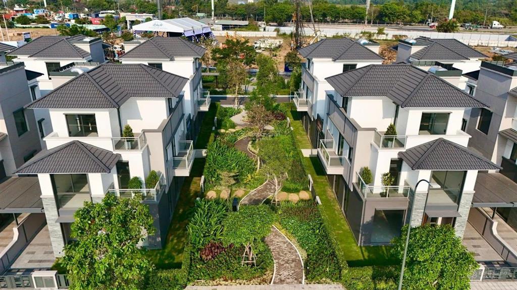 Lô đất ngay trần đại nghĩa, gần kcn lê minh xuân, giá 619 trệu, 110 m2, sổ hồng riêng.
