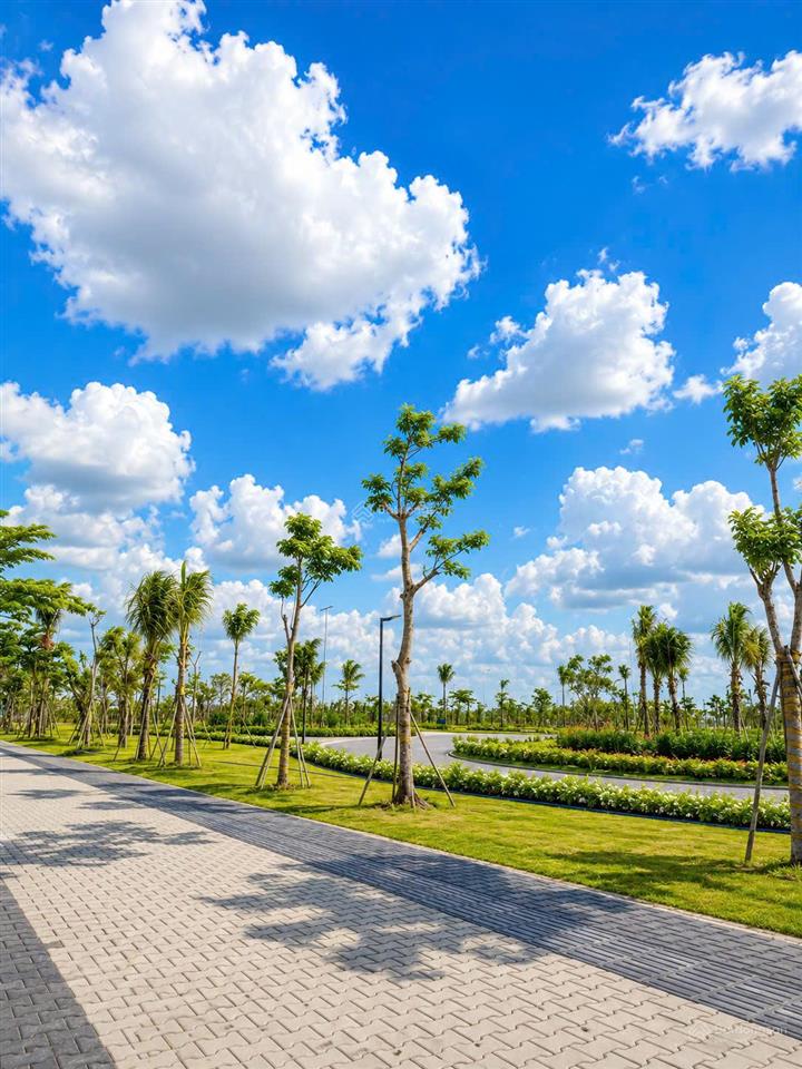 Khu đô thị chuẩn nhật, mt nguyễn hữu trí, 550 triệu, 90m2. shr.