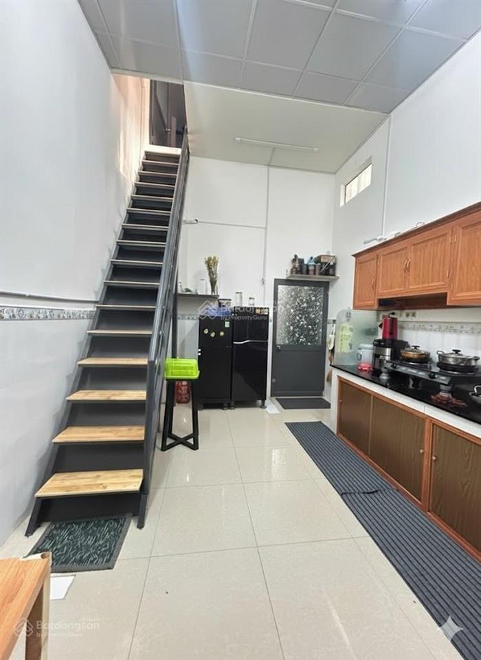 Nhà bán ngay bình thới gần vòng xoay lê đại hành, ngang 3.5 x 13m