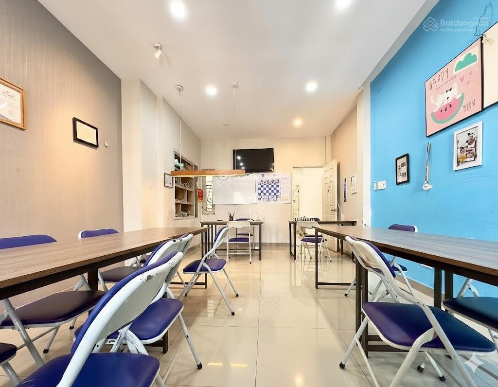 Mặt tiền thương hiệu bàu cát tân bình  kinh doanh sầm uất  sẵn dòng tiền  4 tầng  68m2