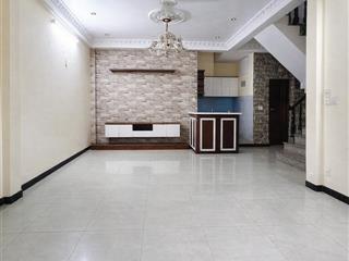 Nhà bán đẹp mới  4 tầng trung tâm quận 10 thành thái gần vạn hạnh mall tô hiến thành