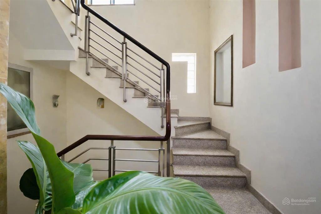 Bất động sản vip lõi phạm văn hai 299m ngang 20m dòng tiền ổn định