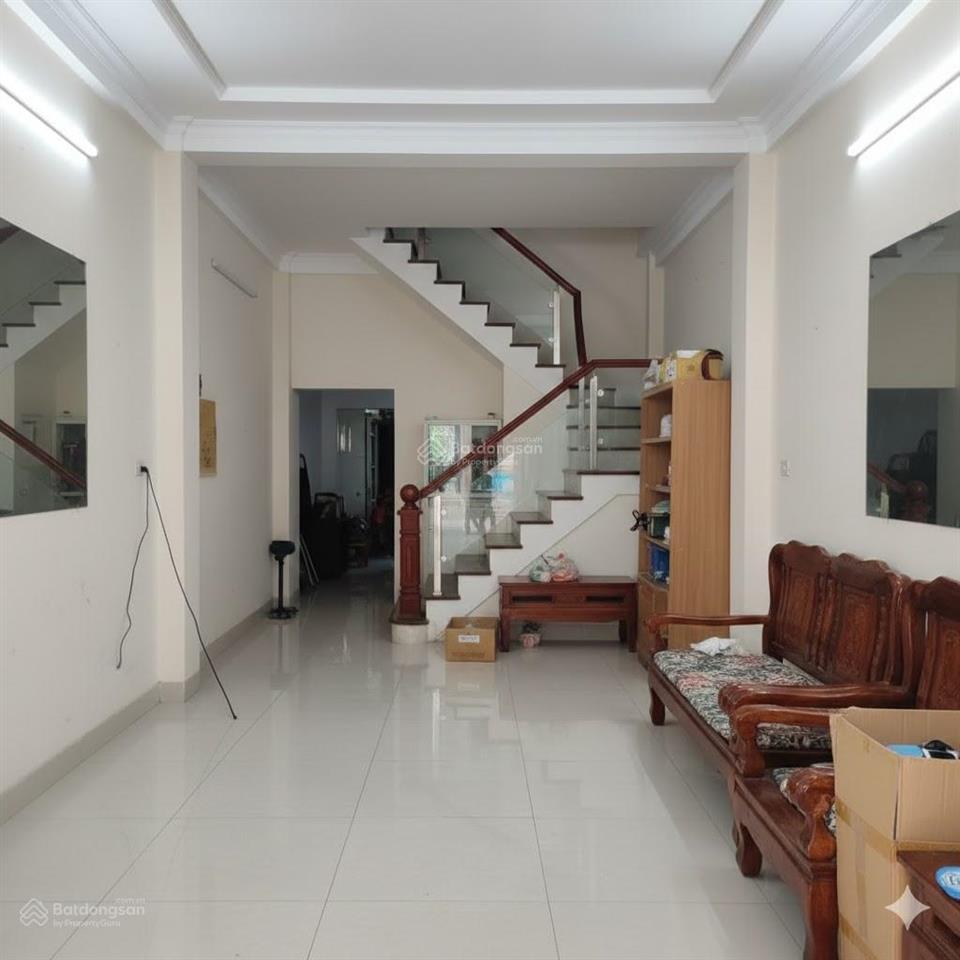 Nhà bán nhất chi mai p13 tân bình, dt 56m2, đường nhựa 8m