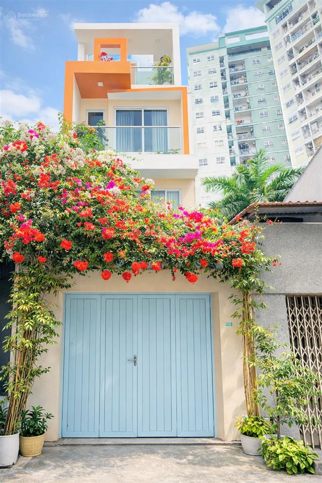 Nhà 4 tầng đuừơng nhựa 10m tô hiệu hòa bình gần đầm sen 72m2