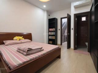 Bán nhà lạc long quân tân bình 74m2 4 tầng có ô chờ thang máy