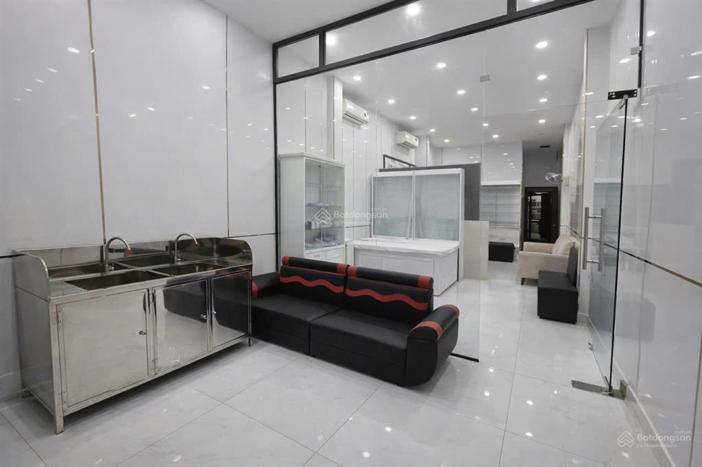 Bán nhà mặt tiền điện biên phủ quận 10 ~100m2, 4 tầng giá cực tốt