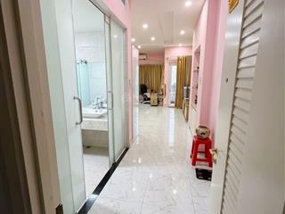 Bán nhà lạc long quân tân bình 60m2 5 tầng sát mặt tiền giá tốt