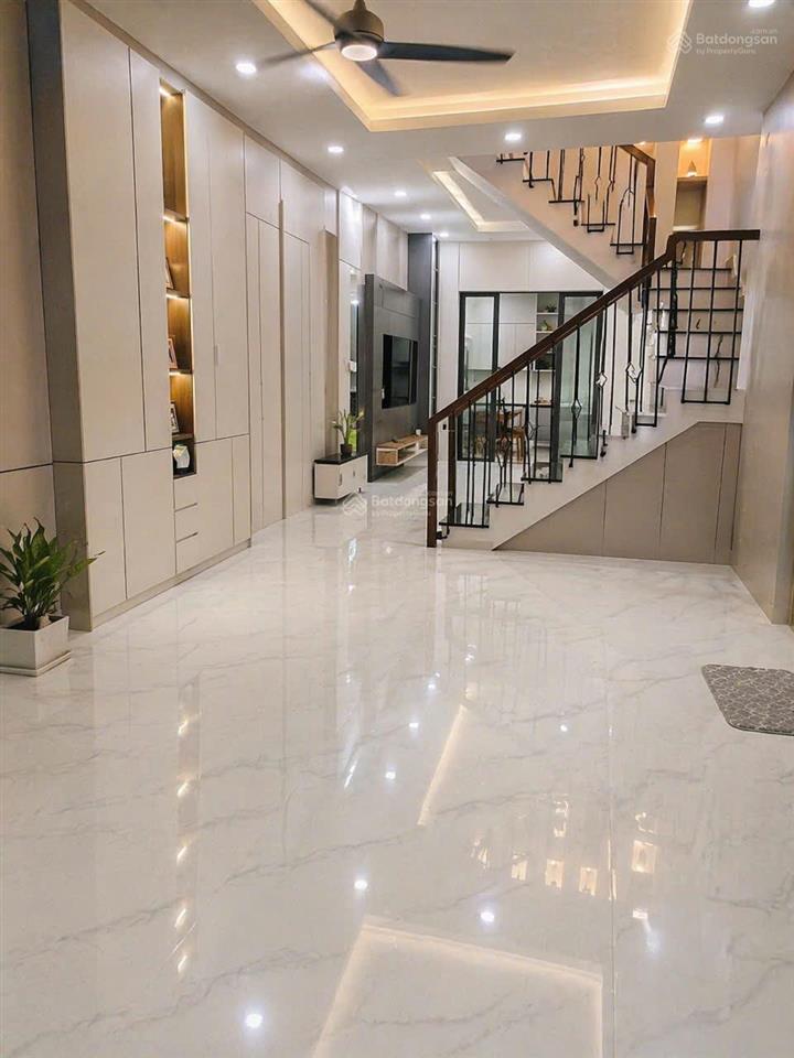 Bán nhà trịnh đình trọng tân phú 64m2 4 tầng khu compound giá tốt