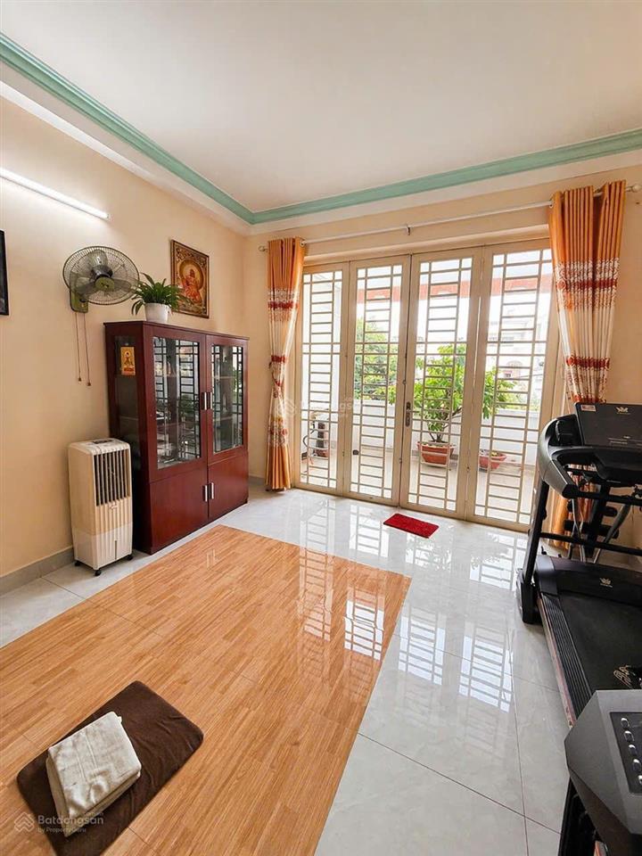 Bán nhà mặt tiền bàu cát tân bình 116m2 4 tầng kinh doanh đỉnh