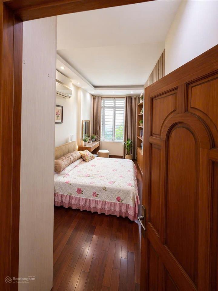 Bán nhà mặt tiền phạm văn hai tân bình 66m2 4 tầng kinh doanh đỉnh
