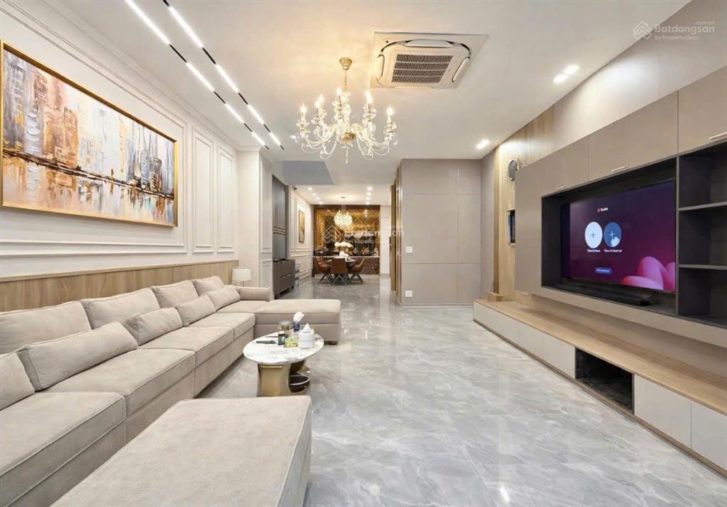 Biệt thự nguyễn chí thanh sát quận 10 160m2 4 tầng ngang 8m có thang máy