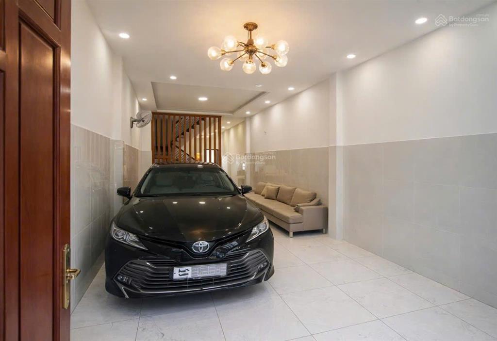 Bán nhà mặt tiền khu vip bàu cát tân bình 72m2 5 tầng đường 8m có vỉa hè