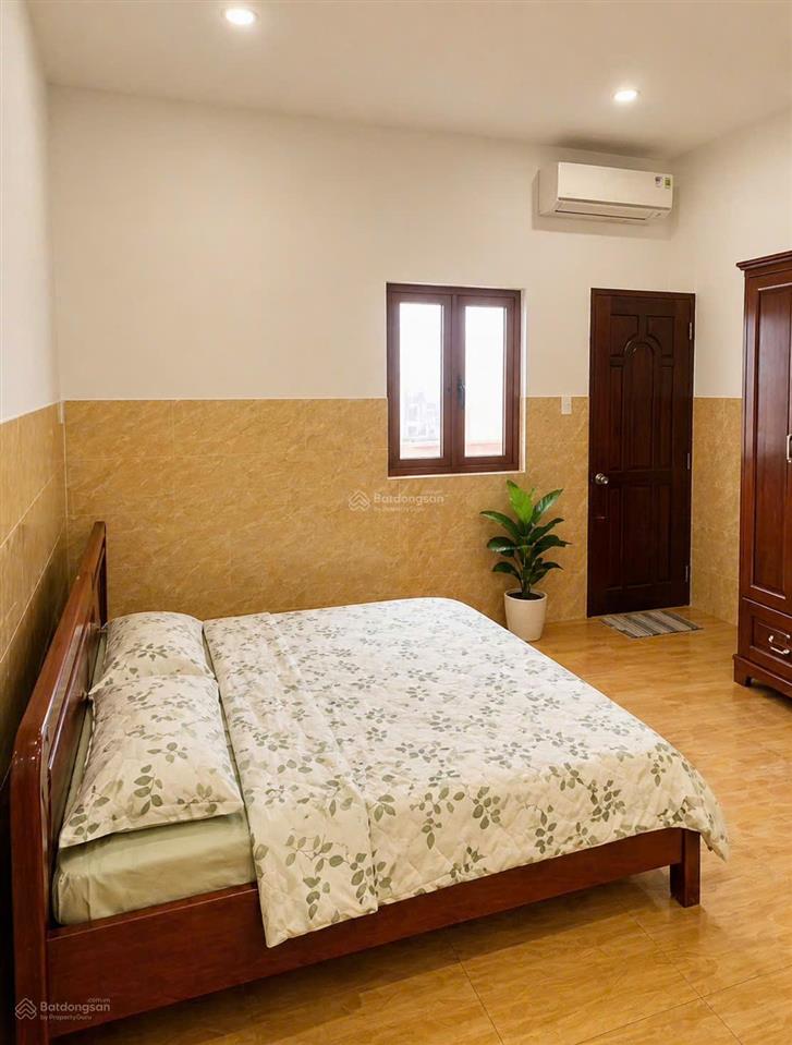 Biệt thự đẹp vip tân bình khu bàu cát  ni sư huỳnh liên  220m2 ngang 11m nở hậu có hầm đường 12m