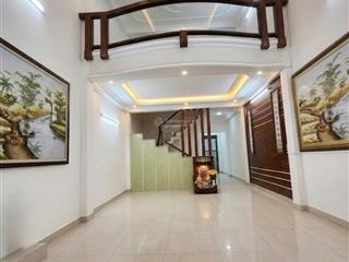 Bán nhà tân bình lê minh xuân 68m2 5 tầng ngang 4.4m ngay khu chợ vải