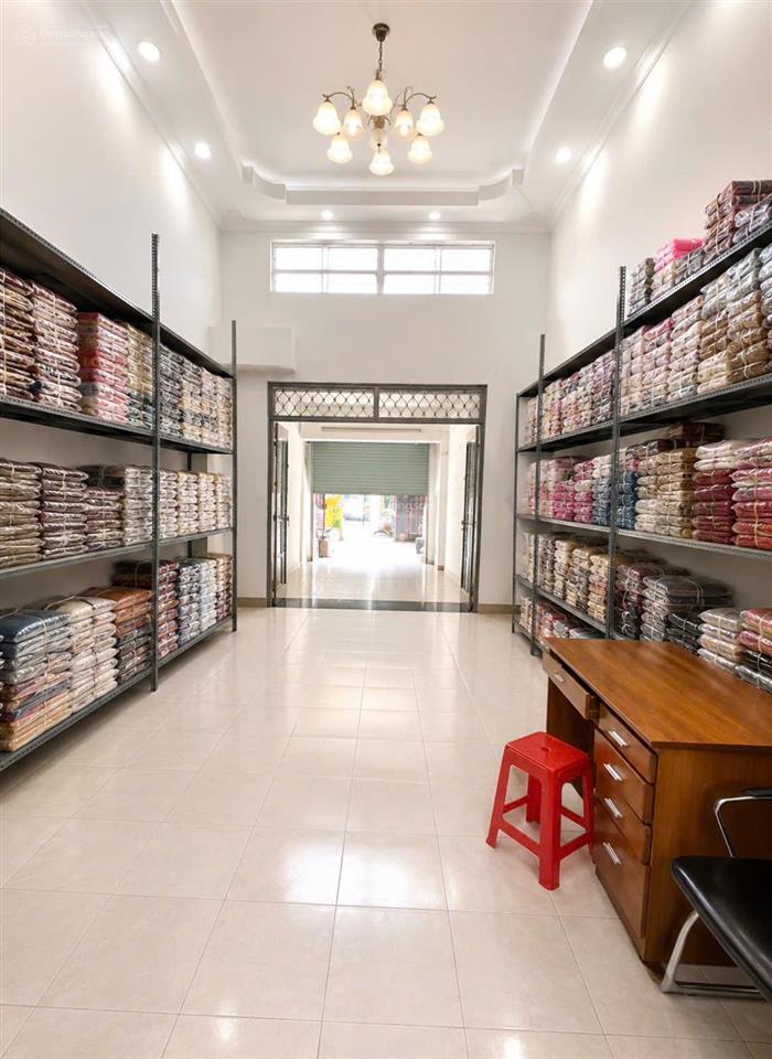 Nhà bán gần chợ tân bình  mặt tiền kinh doanh đông hồ  4 tầng 71m2  dòng tiền ổn định