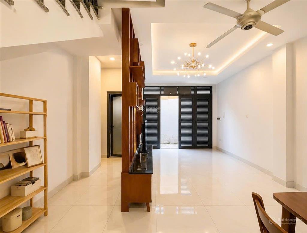 Khu vip tân bình  ngay bv thống nhất  2 mặt tiền  ngang 5m