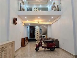 Bán nhà vị thế đẹp ni sư huỳnh liên tân bình  dt 91m2  5 tầng  hẻm xe tải