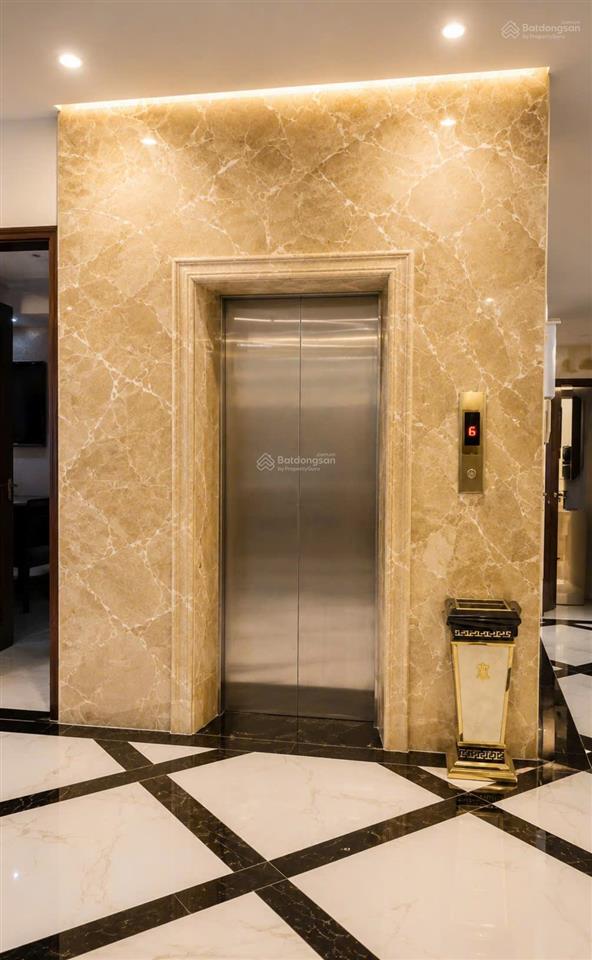 Biệt thự mặt phố khu sân bay  gần trường sơn  332m  4 tầng thang máy