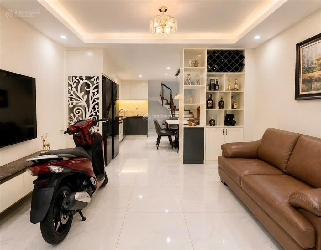 Nhà đẹp mặt tiền tân khai  48m  công năng tối ưu  tân bình