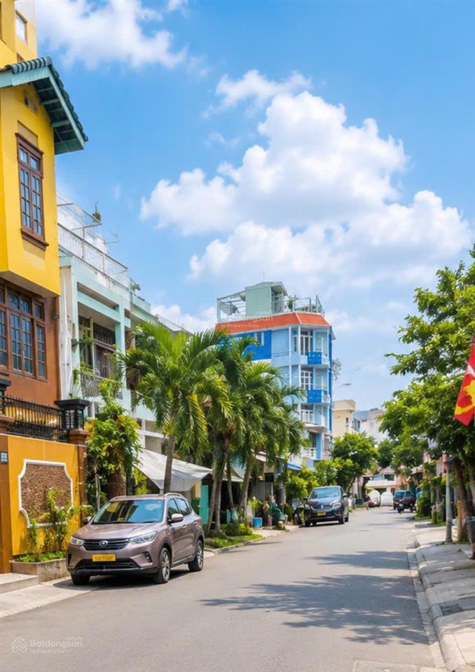 Nhà bán ngay phú thọ lê đại hành  ngang 4m dài 22m  đường 8m