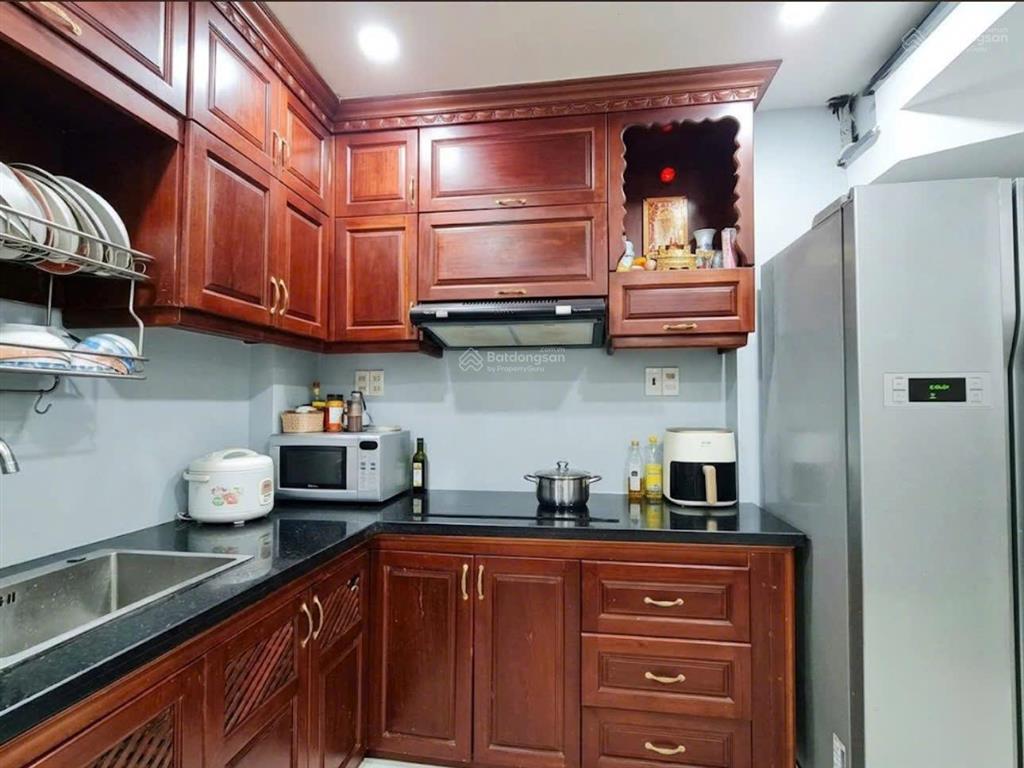 Vị thế đẹp lạc long quân  quận 11  nhà mặt tiền đường 12m  6 tầng đẳng cấp