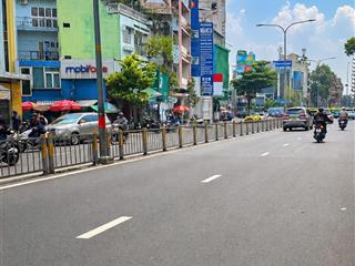 Nhà bán ngay trung tâm quận 10  hxh lê hồng phong  đầy đủ tiện ích