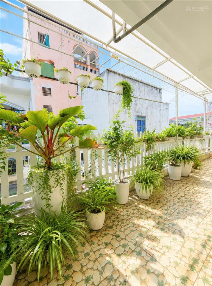 Tỏa sáng mặt tiền vip lạc long quân quận 11  căn góc 2 mặt tiền  ngang 6.3m  5 tầng  87m