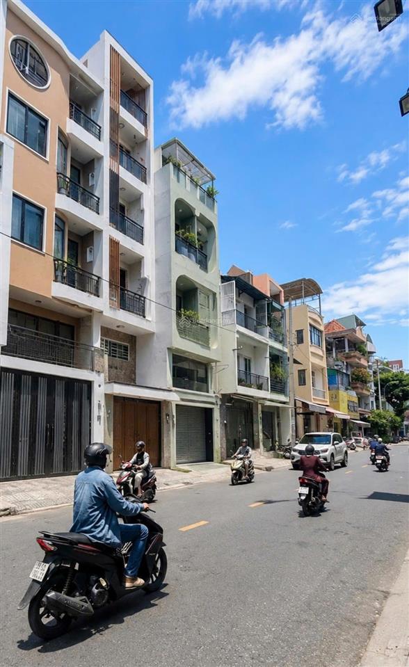 Mặt tiền kinh doanh hòa hảo quận 10  5 tầng  ngang 5m  dtsd 177m  dòng tiền gần nửa tỷ/năm