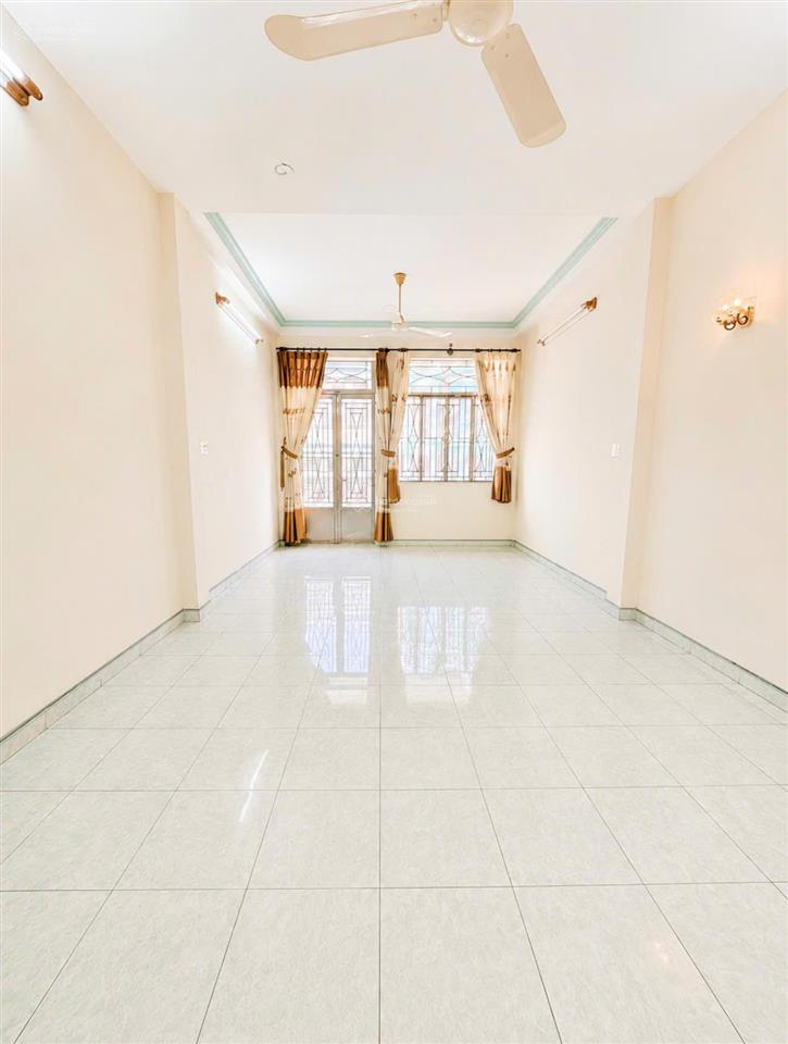 Sát trục lạc long quân  âu cơ (p.tân hòa)  đường nhựa 8m  85m
