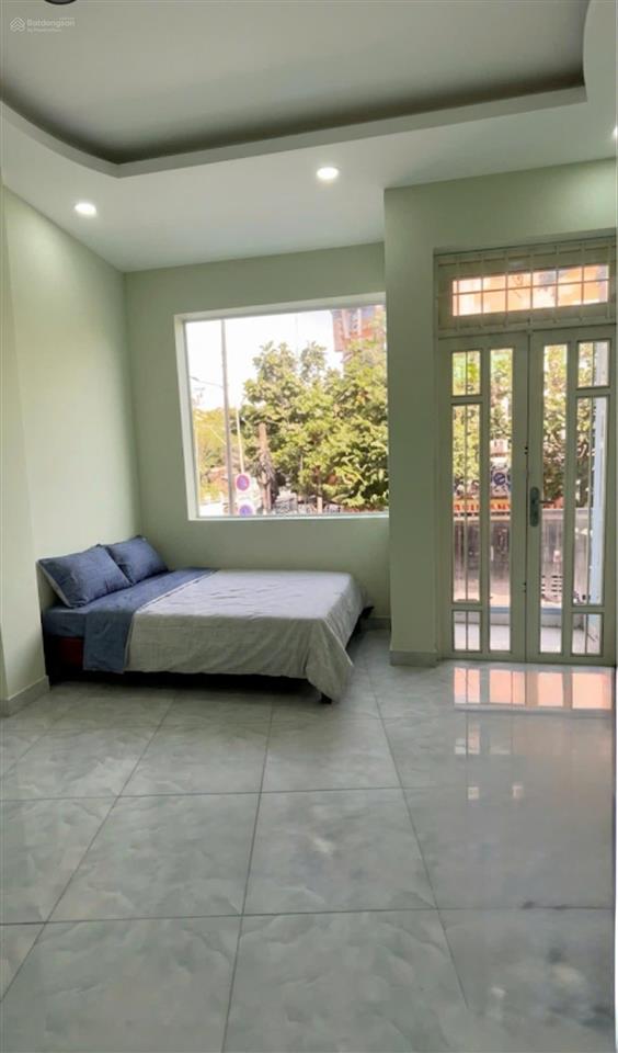 Mặt tiền khu vip k300 tân bình  đường 20m có vỉa hè  dòng tiền 350 triệu/năm  72m