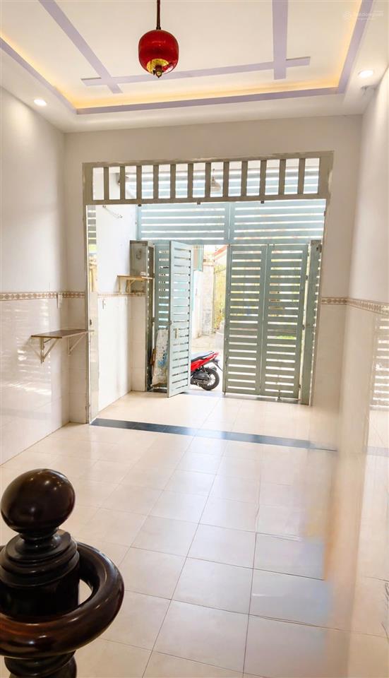 Sát trục hồng lạc  đồng đen  mặt tiền đường nhựa 12m  diện tích gần 70m