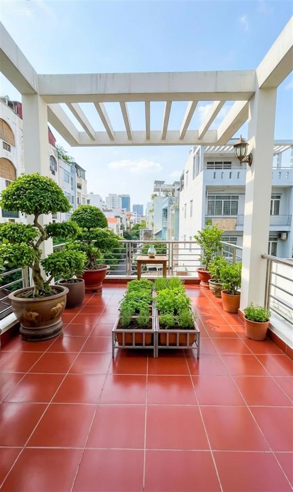 Nhà bán ngay lý thường kiệt  lữ gia  4 tầng, 4,6m x 24,5m, khu dân trí cao