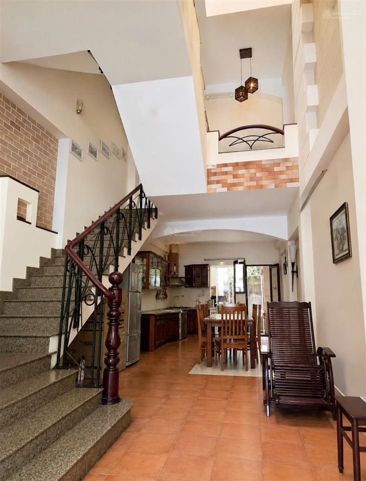 Nhà bán ngay lý thường kiệt  lữ gia  4 tầng, 4,6m x 24,5m, khu dân trí cao