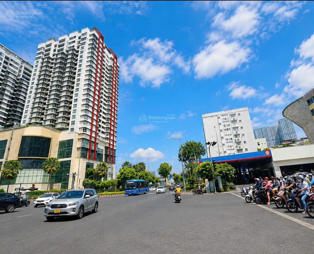Mặt tiền thương hiệu lê đại hành quận 11  3 tầng trung tâm  tiện xây cao tầng  96m