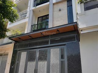 Trung tâm quận 10  hẻm thông bà hạt  ngang 4m nở hậu  5 tầng btct mới tinh