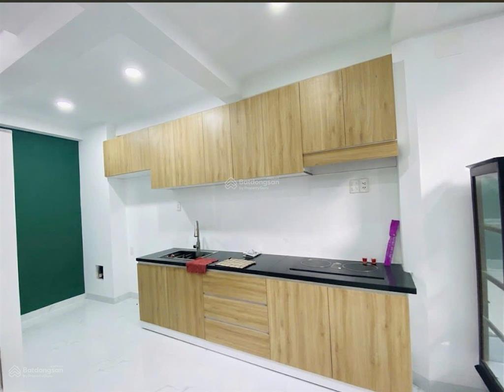 Trung tâm quận 10  hẻm thông bà hạt  ngang 4m nở hậu  5 tầng btct mới tinh