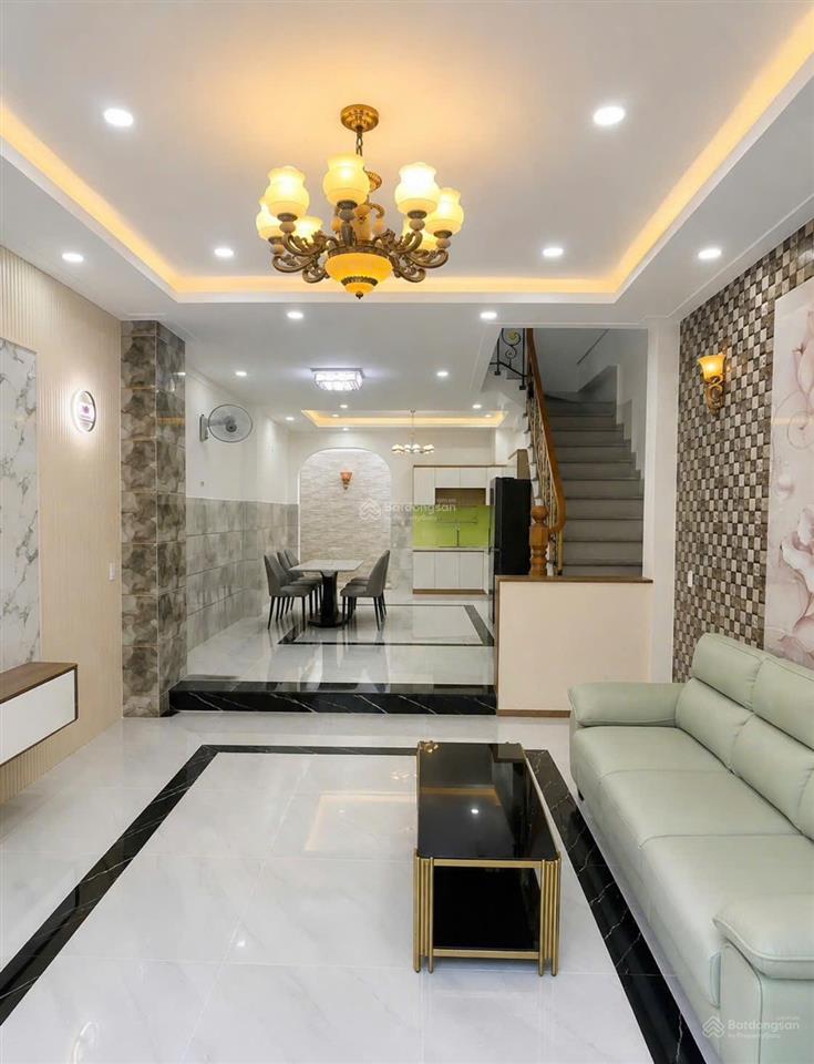Nhà mới ngay trường chinh sát bàu cát  hxh thông  ngang 4.3m nở hậu  4 tầng mới toanh  62m2