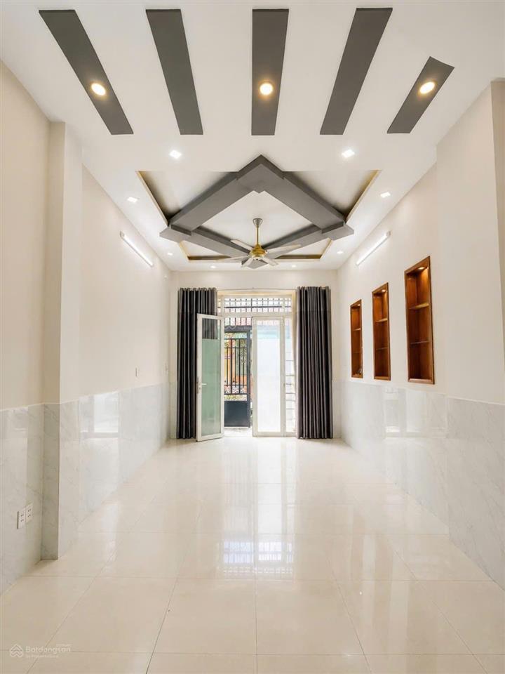 Trung tâm vip quận 11 gần đầm sen  hẻm kinh doanh 6m  ô tô ngủ trong nhà  4 tầng  51m2