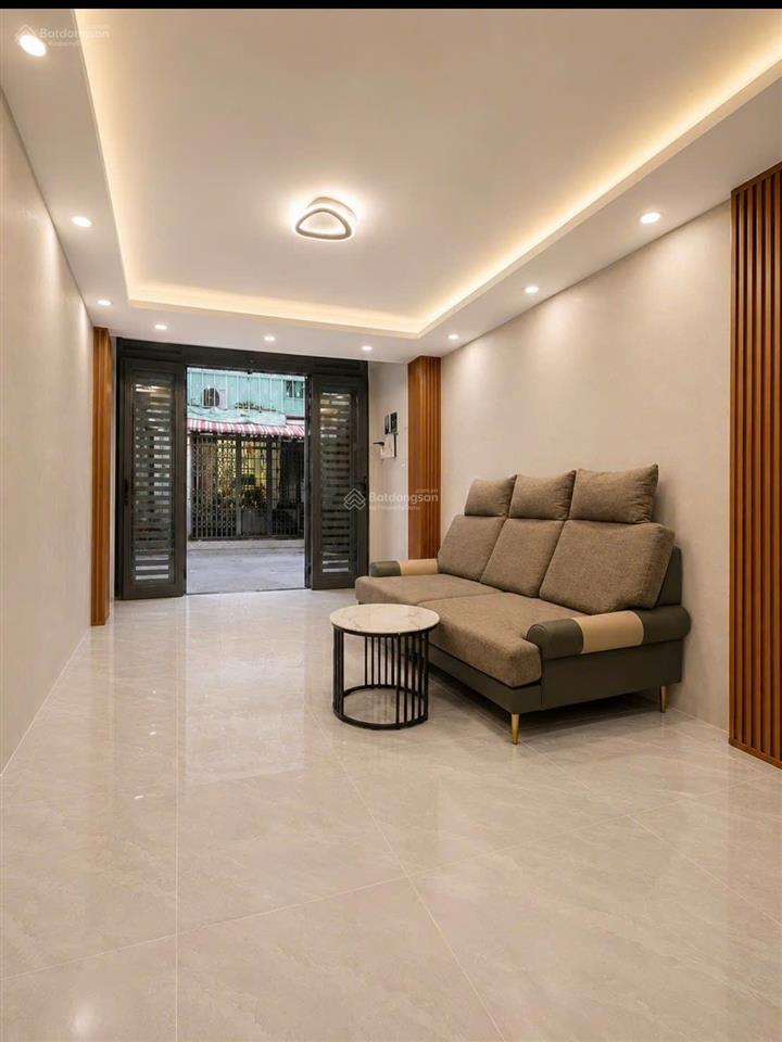 Trung tâm q11 lạc long quân, kề chợ  hẻm kinh doanh 6m  3 tầng mới toanh  44m2