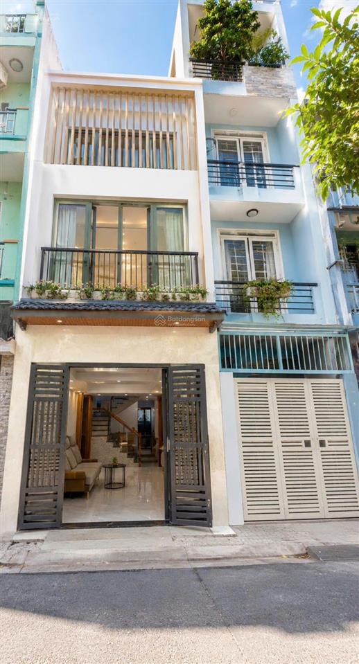 Trung tâm q11 lạc long quân, kề chợ  hẻm kinh doanh 6m  3 tầng mới toanh  44m2