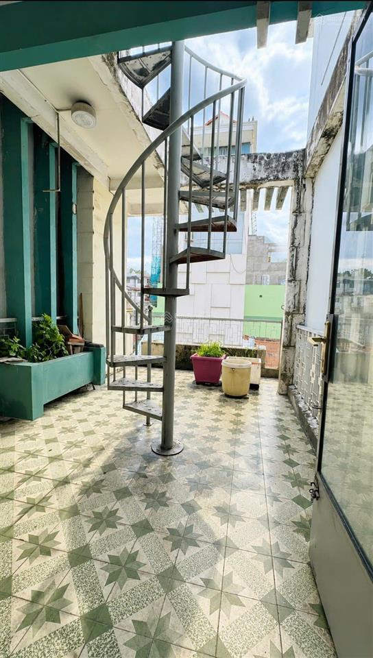 Trung tâm vip mặt tiền bàn cờ quận 3  vỉa hè 3m  4 tầng btct  36m