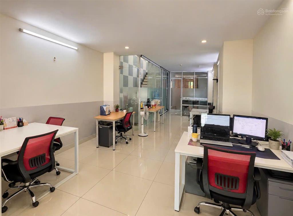 Mặt phố lõi cư xá bình thới  4.5x18m  5 tầng kinh doanh đa ngành