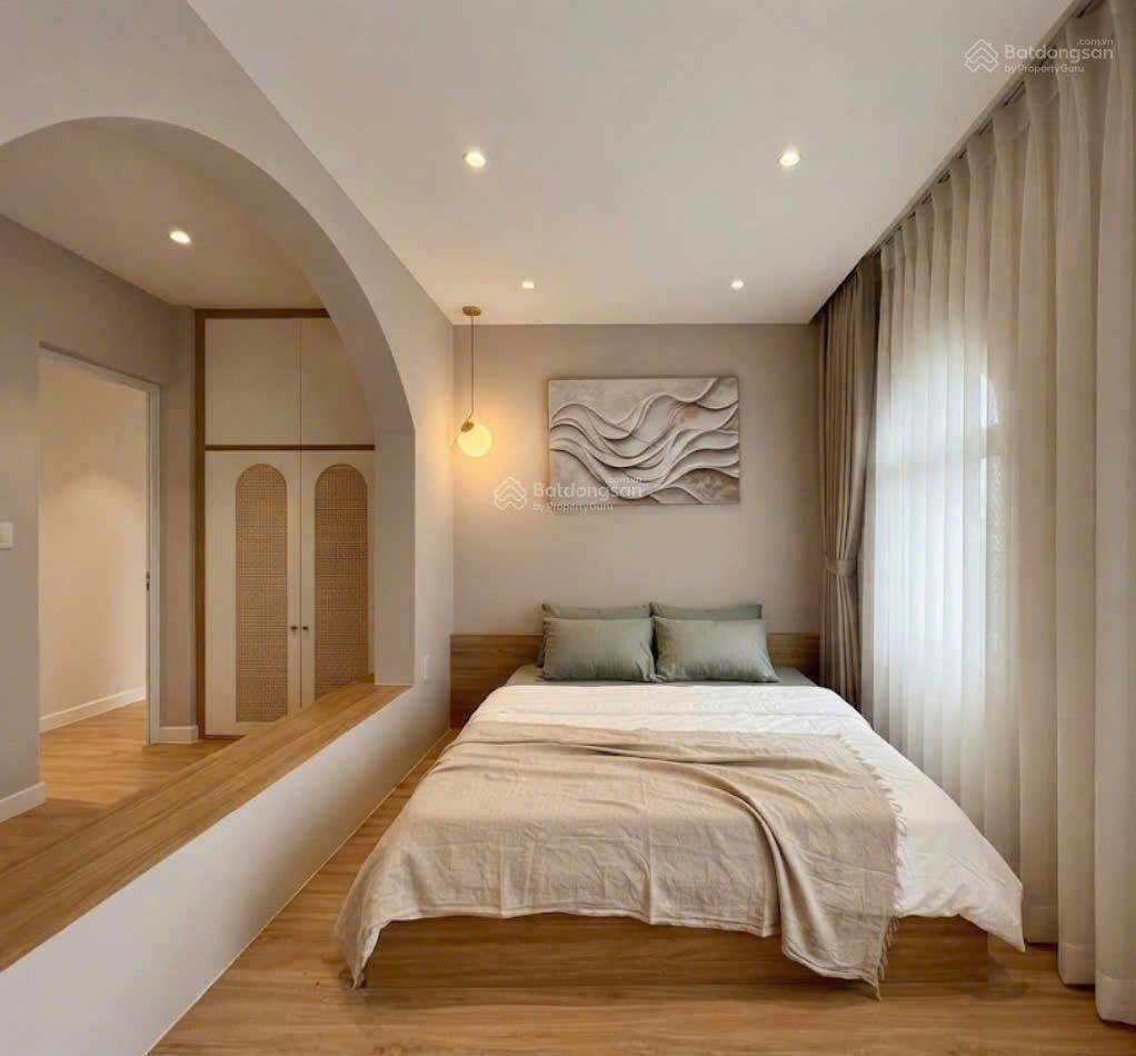 Nhà mới xây trần văn quang tân bình  3 tầng  4.2m x 14m