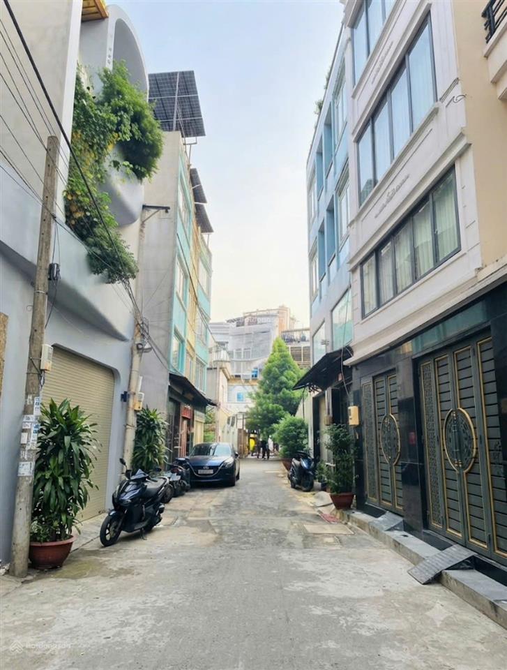 Nhà đẹp 5 tầng sân thượng  lạc long quân tân bình 55m2, hẻm 5m, khu phân lô