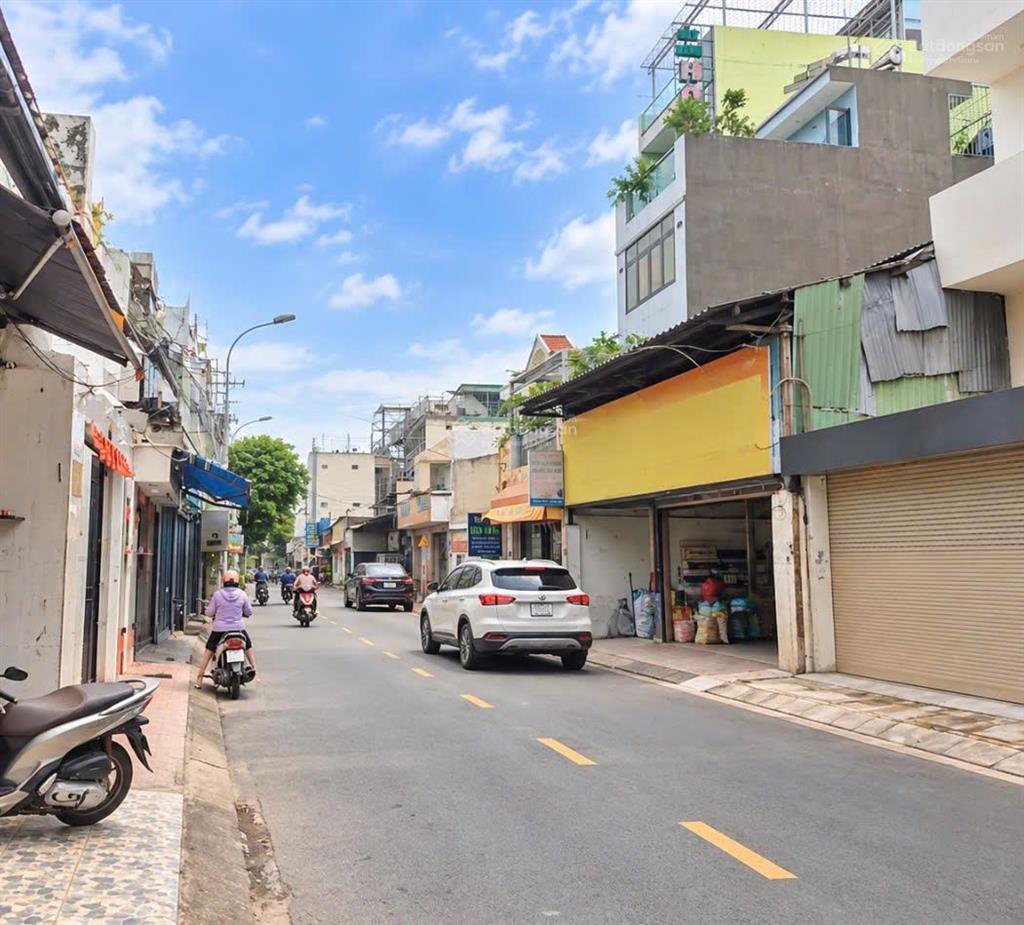 Mặt tiền kinh doanh trịnh đình trọng tân phú  5 tầng  4.2x17.5m  nhỉnh 12.5 tỷ