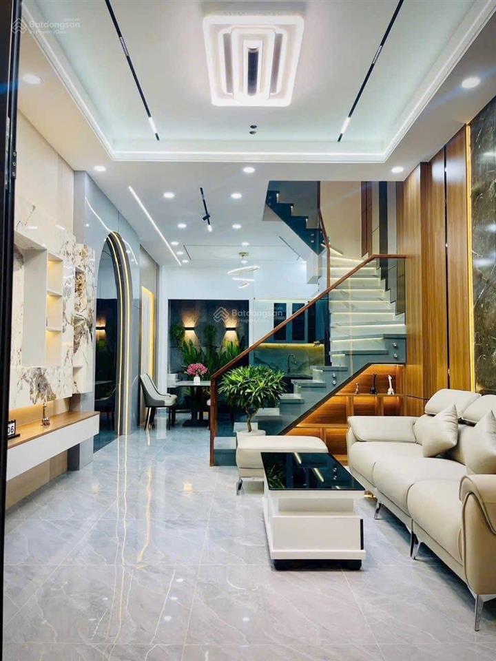 Bán nhà 5 tầng btct đường lưu chí hiếu  ngay công viênngangdt 96m24pnhẻm xe tảigiá nhính 10 t