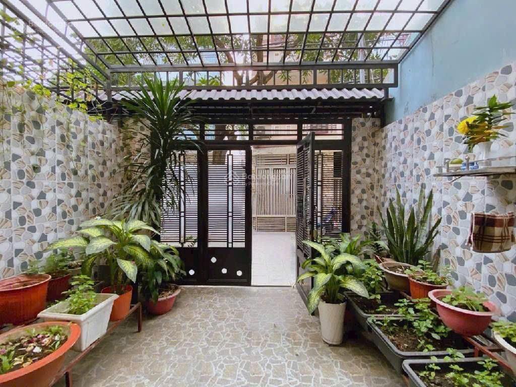 Aeon tân phú  gần 70m2 4tầng  ô tô vào nhà  khu dân trí cao  full nội thất chỉ 8tỷ nhẹ hàng